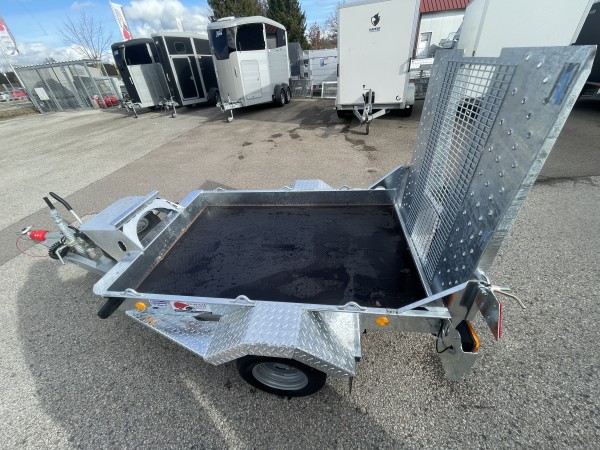Ifor Williams GH64 Baumaschinenanhänger mit Rampe